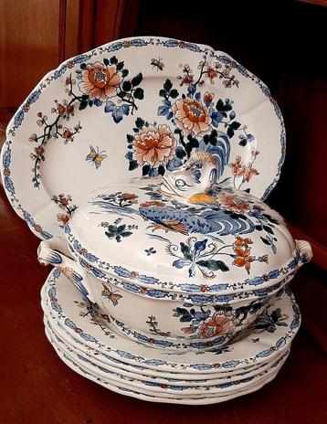 Coq et pivoine" servies van Gien aardewerk beschikbaar voor biedingen