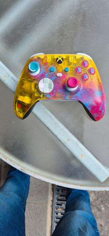 Manette xbox multicolore, Enlèvement ou Envoi, Comme neuf