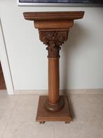 Eiken kolom, bijzettafel met houtsnijwerk, Antiek en Kunst, Ophalen