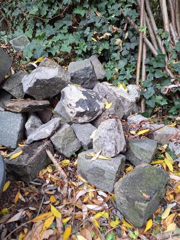 Kassei stenen beschikbaar voor biedingen