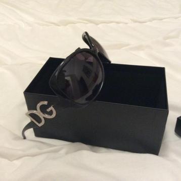 Lunettes de soleil D&G (Swarovski Sunglasses) beschikbaar voor biedingen