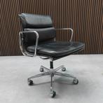 Herman Miller Eames EA 217 bureaustoel in zwart leder, Antiek en Kunst