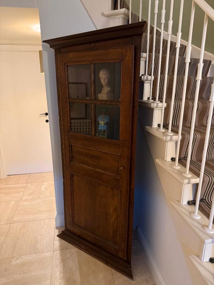 Klassieke eiken hoekvitrinekast,glasdeur – Landelijke stijl, Huis en Inrichting, Kasten | Vitrinekasten, Gebruikt, 150 tot 200 cm