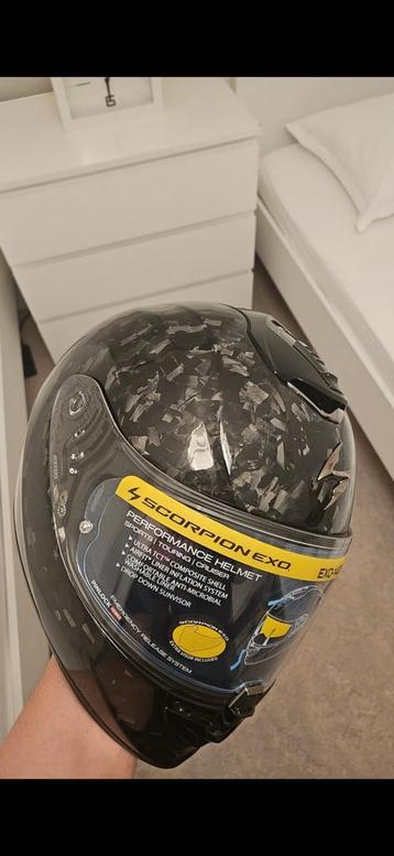 EXO 1400 carbon fiber beschikbaar voor biedingen