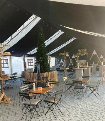 Zwarte brandwerende decoratiedoeken beschikbaar voor biedingen