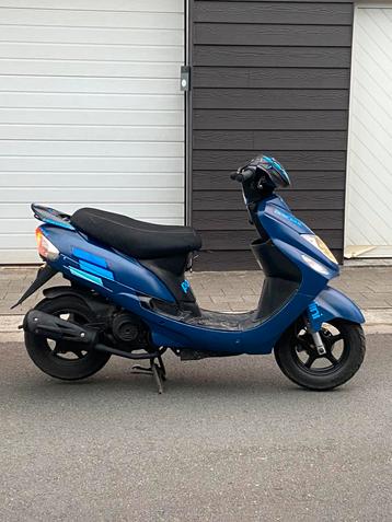 Unieke Turbho CS-50 – km: 2800 /50cc in zeldzame kleur!, Fietsen en Brommers, Ophalen, Zo goed als nieuw