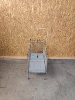 Poppenbedje – Metalen Draadwerk – Jaren ’50/’60, Gebruikt, Overige typen, Warandestraat 51, Nazareth, Info@keukiesshop.com