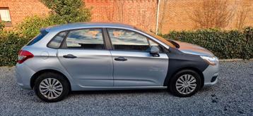 Citroen c4 1.4 benzine 136000km airco, Auto's, Citroën, Handgeschakeld, Zilver of Grijs, 5 deurs, Elektrische ramen