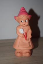 Oud piepfiguur ,Tulpenmeisje ,stempel Rubbertoys Italy 15 cm, Verzamelen, Poppetjes en Figuurtjes, Ophalen of Verzenden, Gebruikt