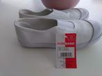 Turnpantoffels - kinderschoenen, Kinderen en Baby's, Kinderkleding | Schoenen en Sokken, Ophalen, Nieuw, Jongen of Meisje, Sportschoenen