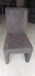 6 chaises sur roulettes en nubuck 230€, Enlèvement, Comme neuf