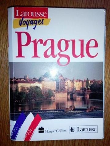 guide Prague Larousse (poche) 2 en 1 seul 5€ beschikbaar voor biedingen