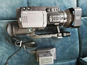Caméscope Mini DV PAL Panasonic AG-DVX102BE, Panasonic, Enlèvement ou Envoi, Caméra, Comme neuf