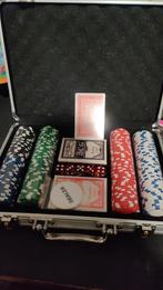 Pokerset met 3 decks en metalen koffer, Hobby en Vrije tijd, Ophalen, Zo goed als nieuw
