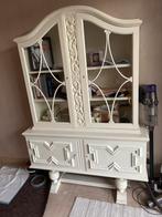 Vintage White Display Cabinet for Sale – €25, Huis en Inrichting, Ophalen, Zo goed als nieuw