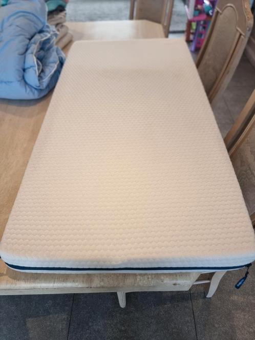 Aerosleep matras en veel toebehoren voor babykamer, Enfants & Bébés, Chambre d'enfant | Linge de lit, Utilisé, Blanc, Enlèvement