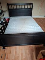 Bed Ikea Hemnes zwart 140x200, Huis en Inrichting, Ophalen, Zo goed als nieuw, Zwart, Verstelbaar