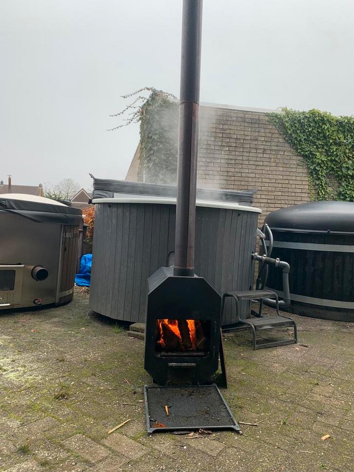 Hottub | externe kachel | kwaliteitsmerk | bubbels |, Tuin en Terras, Zwembad-toebehoren, Gebruikt, Verwarming, Ophalen