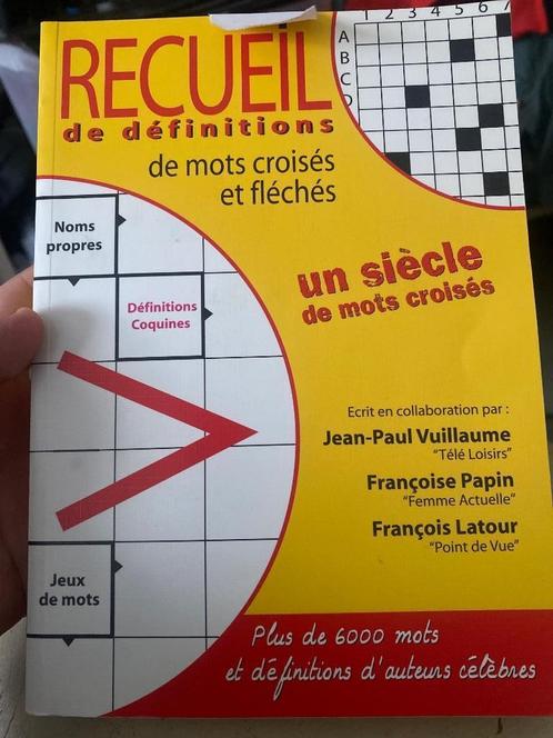 Recueil de définitions de mots croisés et fléchés, Livres, Loisirs & Temps libre, Comme neuf, Autres sujets/thèmes, Enlèvement