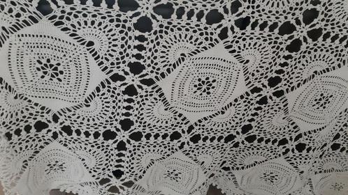 Prachtig vakmanschap gehaakte sprei 210 x 240, Antiek en Kunst, Antiek | Tapijten, Tafelkleden en Textiel, Ophalen of Verzenden