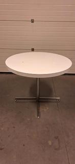 Ronde tafel, Ophalen
