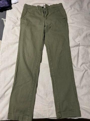 Herel broeken beschikbaar voor biedingen