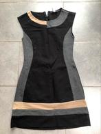Zwarte aansluitende jurk La Fee Maraboutée, Taille 36 (S), Noir, Porté, La fee Maraboutée