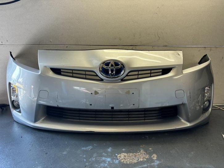 Toyota Prius Voorbumper Compleet 5211947917 5211947080, Auto-onderdelen, Carrosserie, Bumper, Toyota, Voor, Gebruikt, Ophalen of Verzenden