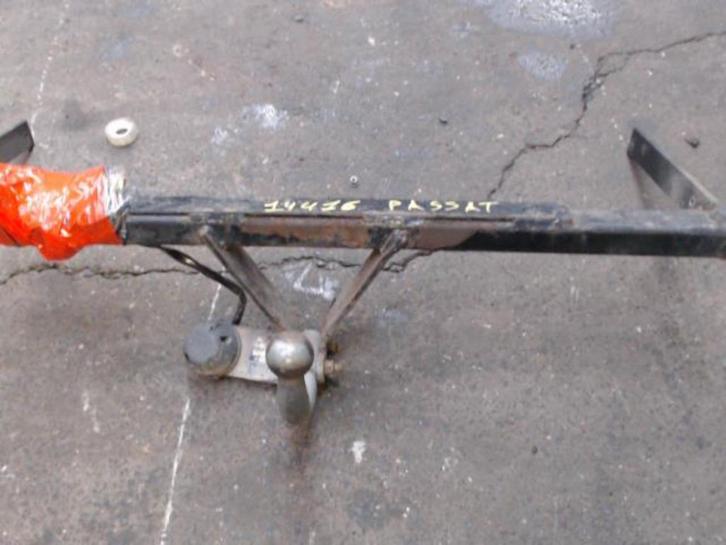 Attache remorque VW Passat 5 2.0FSi 110kw 2005-2010, Auto-onderdelen, Trekhaken, Gebruikt, Ophalen