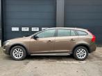 Volvo V60 2.0D Cross Country Automaat Euro6b, Auto's, Volvo, Automaat, Leder, 5 deurs, Onderhoudsboekje