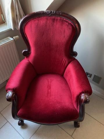 Zetel Louis XVI beschikbaar voor biedingen