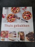 Thuis gebakken, 98 heerlijke Colruytrecepten., Boeken, Ophalen of Verzenden