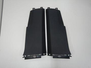 VW Tiguan 571 B-stijlen Set Onderkant Zwart Set L+R 57186729 beschikbaar voor biedingen