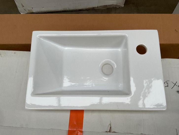 Toilet meubel met lavabo en spiegelhangkastje, Doe-het-zelf en Bouw, Sanitair, Nieuw, Toilet, Ophalen