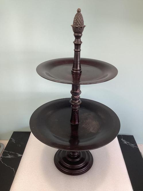 Taarttoren in bronskleurig metaal. 057/Ca., Huis en Inrichting, Woonaccessoires | Schalen en Manden, Schaal, Ophalen