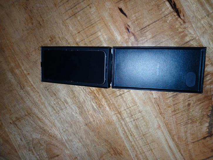 Galaxy Z Flip6, Telecommunicatie, Mobiele telefoons | Samsung, Ophalen of Verzenden