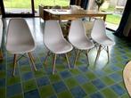 Witte stoelen 'Eames' -stijl, Huis en Inrichting, Ophalen, Gebruikt, Wit, Vier