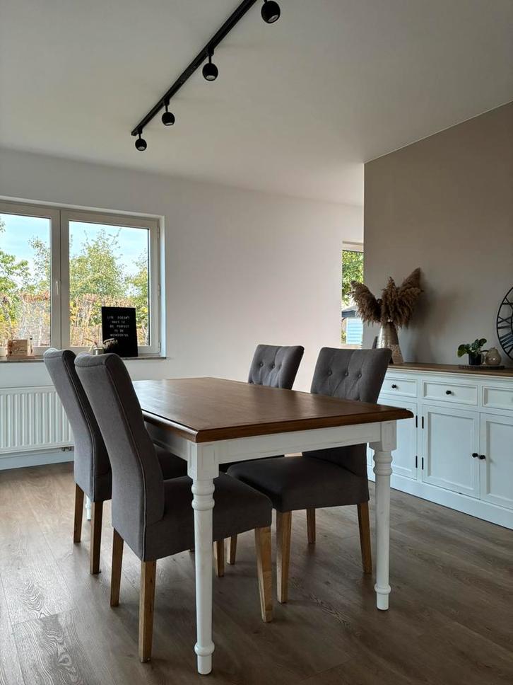 Stijlvolle eettafel met 4 bijpassende stoelen, Huis en Inrichting, Complete eetkamers, Gebruikt, 4 tot 6 stoelen, Ophalen