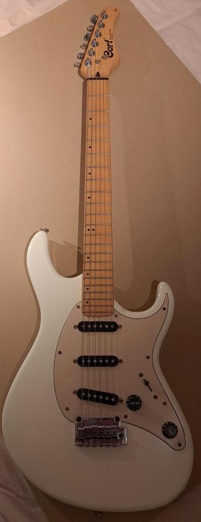 Guitare électrique Cort, Muziek en Instrumenten, Snaarinstrumenten | Gitaren | Elektrisch, Gebruikt, Fender, Ophalen of Verzenden