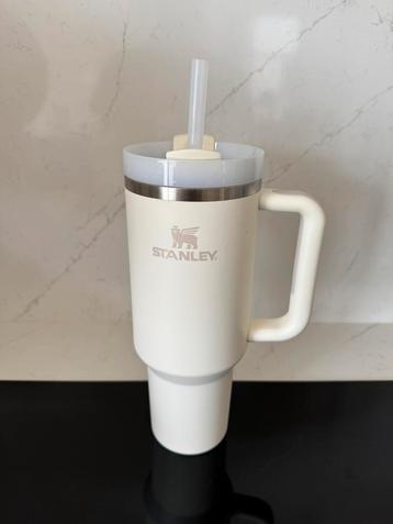 Stanley Quencher Ivoor kleur 1.2 Liter beschikbaar voor biedingen
