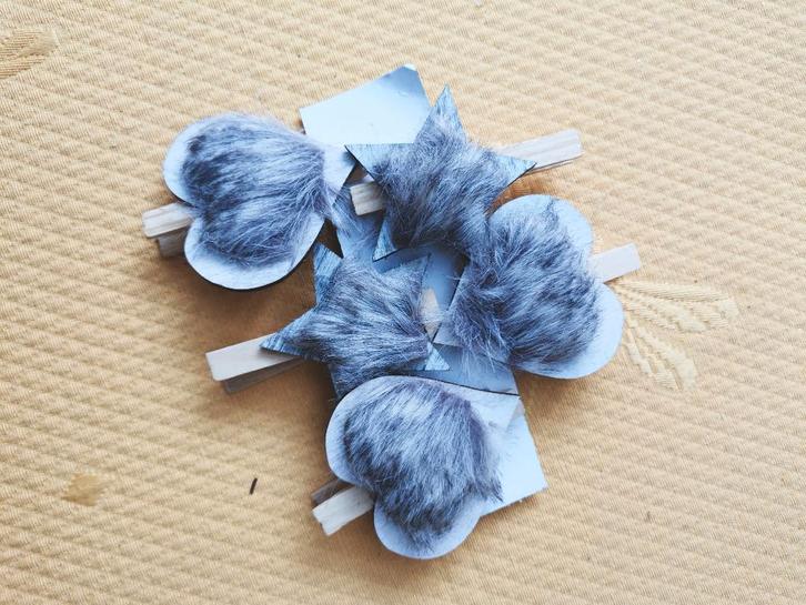 5x houten knijper met kunstbont ster hart, Divers, Noël, Neuf, Enlèvement ou Envoi