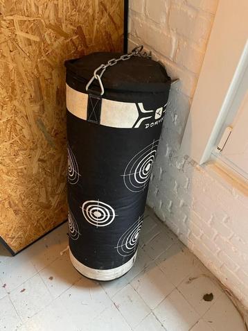 Domyos bokszak 20kg met everlast bokshandschoenen beschikbaar voor biedingen