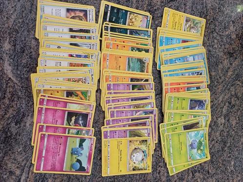 Pokemon kaarten diverse reeksen, Collections, Cartes à jouer, Jokers & Jeux des sept familles, Comme neuf, Carte(s) à jouer, Enlèvement ou Envoi