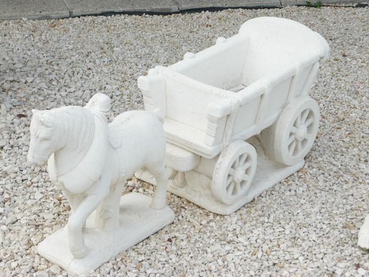 Tuinbeeld "paard met kar" in zeer goede staat!, Tuin en Terras, Tuinbeelden, Ophalen