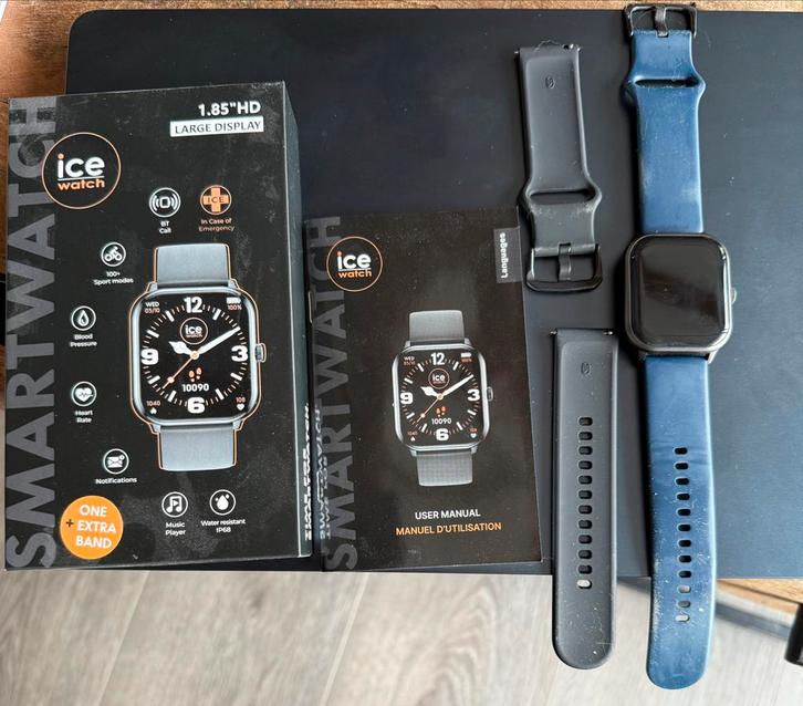 ICE WATCH CONNECTEE 20 euros, Handtassen en Accessoires, Smartwatches, Zo goed als nieuw, Blauw, Ophalen of Verzenden