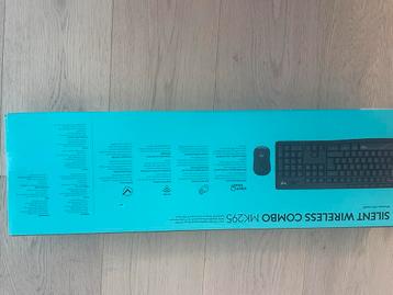 Draadloos toestenboard + muis beschikbaar voor biedingen