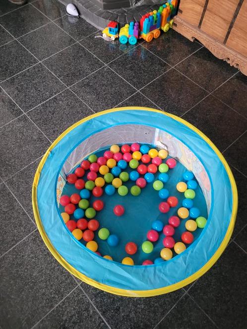 Bumba ballenbad met 98 bijhorende ballen ., Kinderen en Baby's, Speelgoed | Buiten | Los speelgoed, Gebruikt, Ophalen of Verzenden