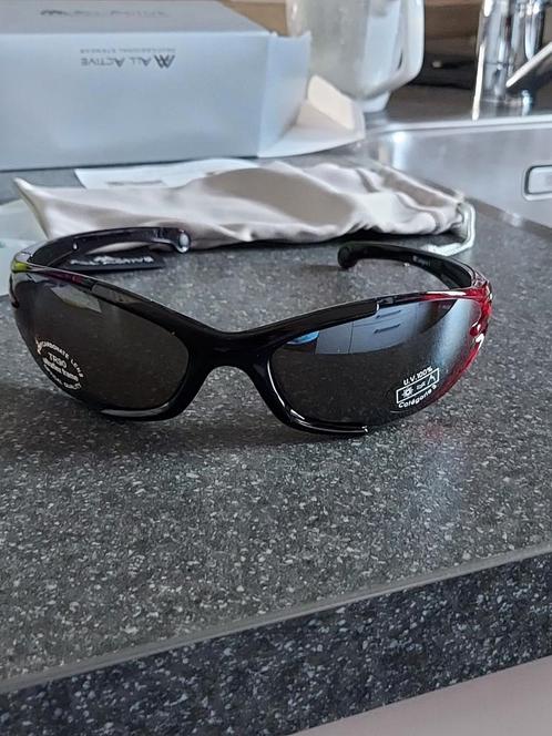 zonnebril fietsen, sport bril 3 stuks , 2 kleuren. nieuw., Handtassen en Accessoires, Zonnebrillen en Brillen | Heren, Nieuw, Ophalen of Verzenden