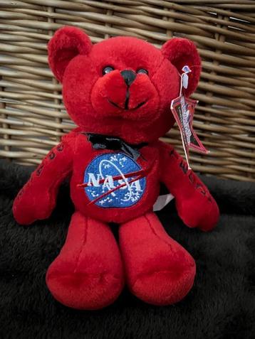 Pluche teddy NASA gelimiteerd beschikbaar voor biedingen