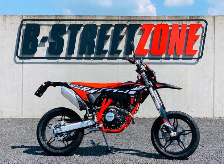 VERLENGDE SALONCONDITIES! Beta Motard RR 4T 125 T Supermoto, Motoren, Motoren | Overige merken, Bedrijf, SuperMoto, 11 kW of minder